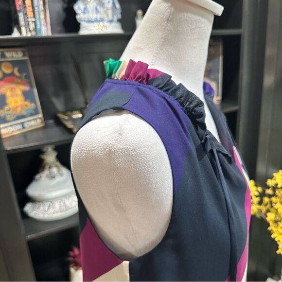 Trina Turk Multi Colored Striped Sleeveless Blouse Size Small - Picture 8 of 10